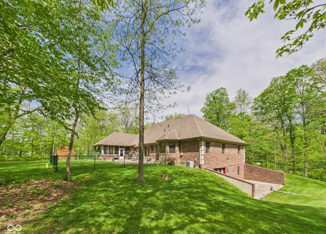 Property at 9247 W 650 N, Middletown, IN 47356, 5 beds, 3 baths