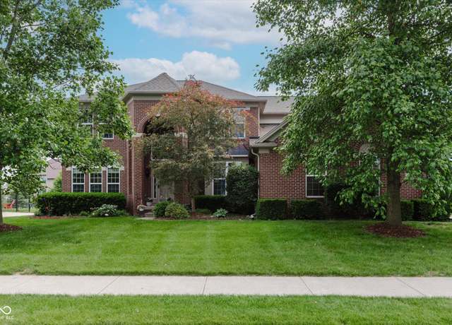 Property at 13693 Cunningham Dr, Carmel, IN 46074, 4 beds, 4.5 baths