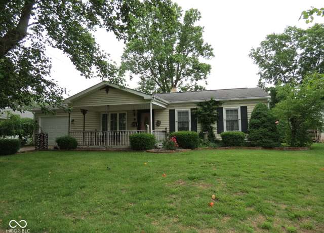 Property at 2825 Lucas Way, Columbus, IN 47203, 3 beds, 2 baths