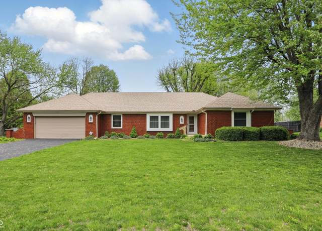 Property at 4044 Roamin Dr, Greenwood, IN 46142, 3 beds, 2.5 baths
