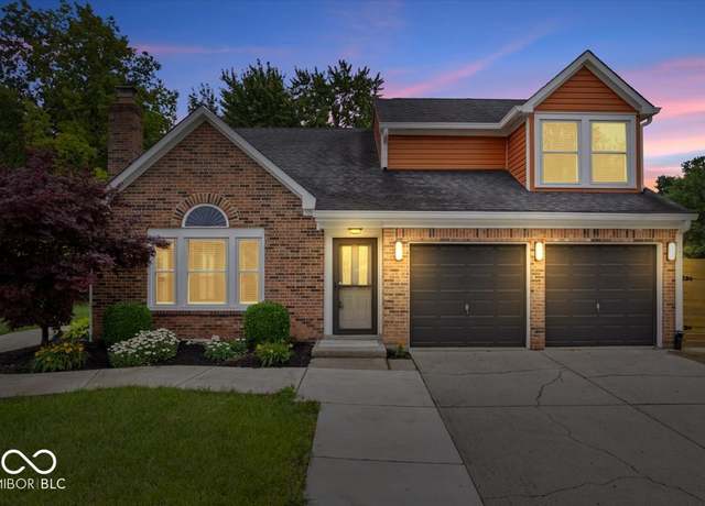 Property at 9385 Helmsdale Dr, Indianapolis, IN 46256, 3 beds, 2.5 baths