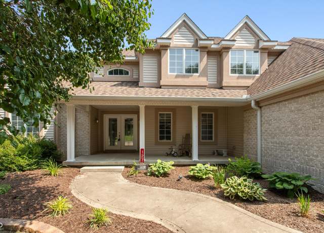 Property at 1276 Kensington Dr, Seymour, IN 47274, 4 beds, 2.5 baths