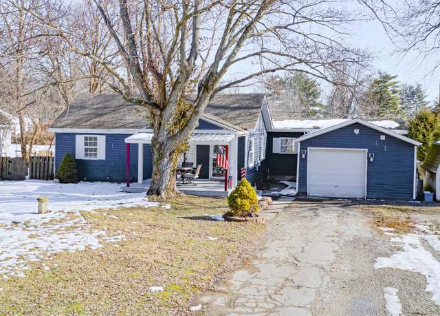 Property at 233 S Routiers Ave, Indianapolis, IN 46219, 3 beds, 1 bath