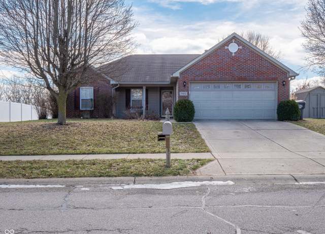 Property at 901 Heatherwood Dr, Greenwood, IN 46143, 3 beds, 2 baths