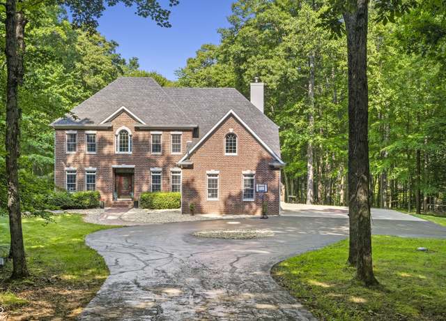 Property at 2034 Dynasty Ridge Rd, Martinsville, IN 46151, 6 beds, 5 baths