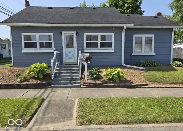 Property at 1517 N E St, Elwood, IN 46036, 2 beds, 1.5 baths