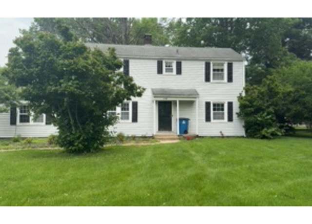 Property at 3100 Oak St, Terre Haute, IN 47803, 4 beds, 2 baths