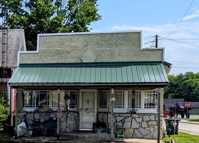 Property at 447 W 2nd St, Rushville, IN 46173, 1 bed, 1 bath