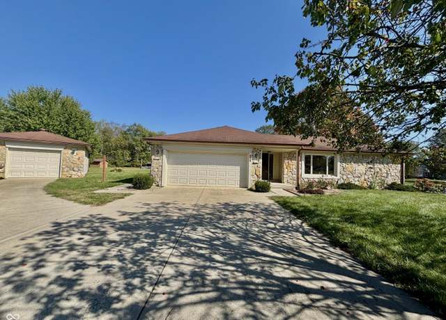 Property at 589 N Sunset Ct, Greenfield, IN 46140, 3 beds, 2 baths