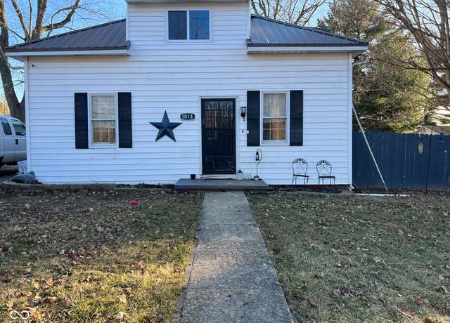 Property at 1018 E 8th St, Veedersburg, IN 47987, 3 beds, 2 baths
