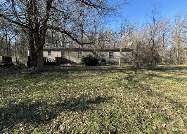 Property at 9388 N 400 W, Worthington, IN 47471, 3 beds, 2 baths