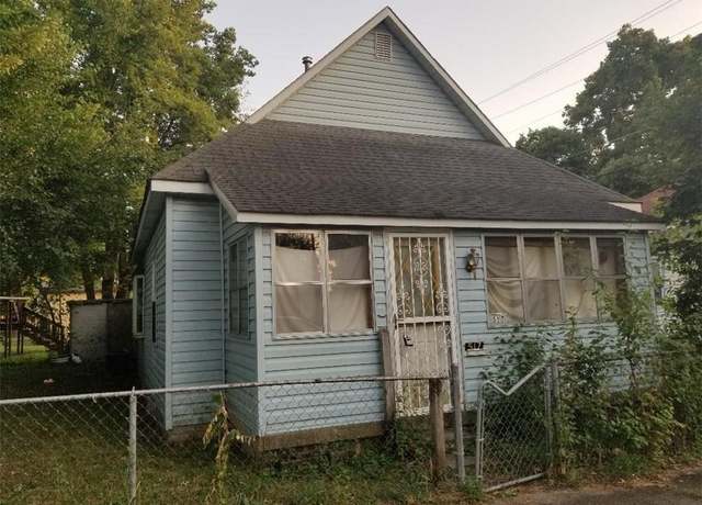 Property at 517 E 7th St, Anderson, IN 46012, 2 beds, 1 bath