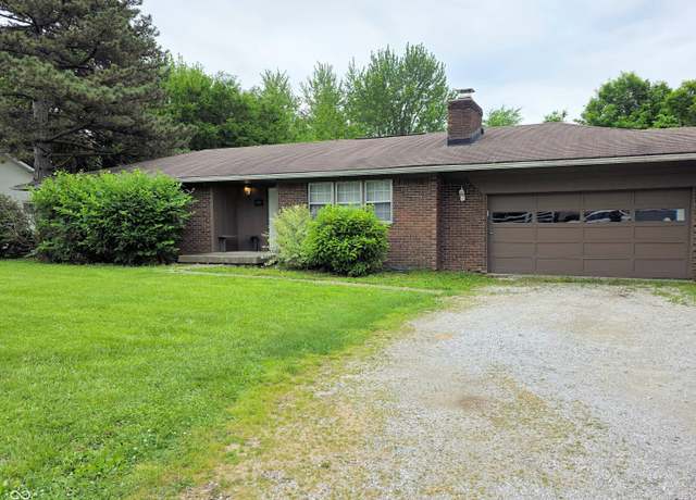 Property at 935 Fry Rd, Greenwood, IN 46142, 3 beds, 2 baths