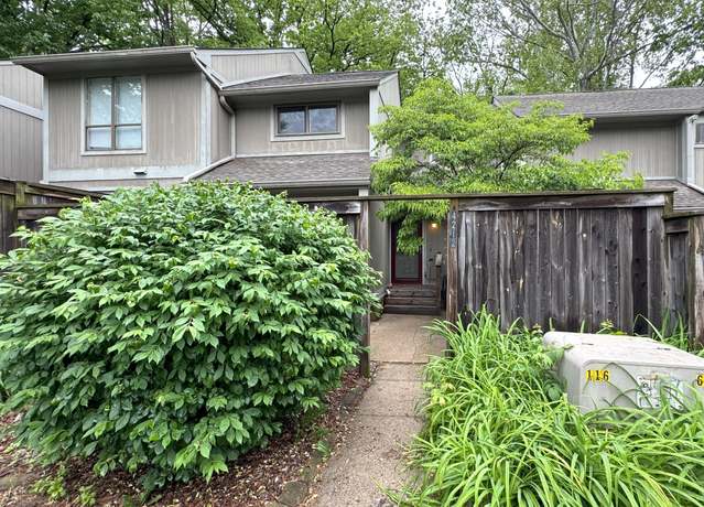Property at 4212 Foxglove Trce, Indianapolis, IN 46237, 3 beds, 2 baths