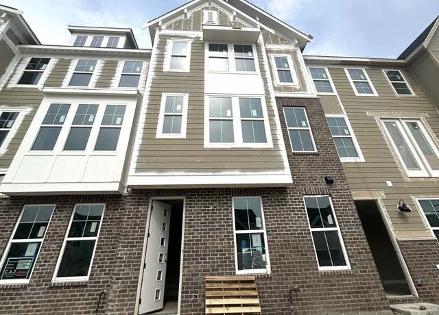 Property at 7313 Bayview Run, Mccordsville, IN 46055, 3 beds, 2.5 baths