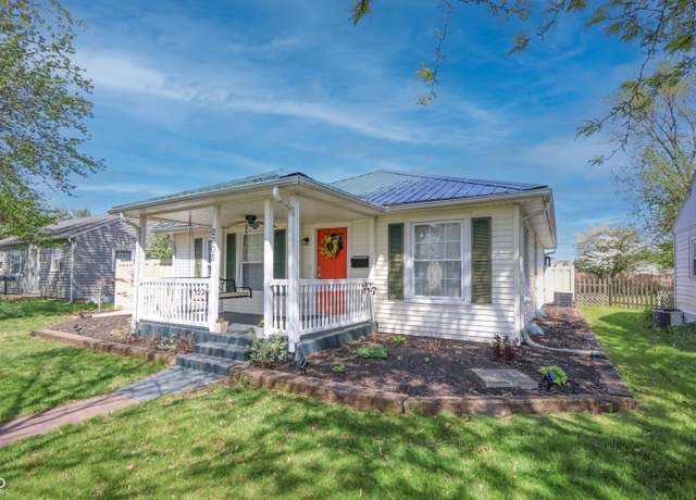 Property at 2305 Caldwell Pl, Columbus, IN 47201, 2 beds, 2 baths