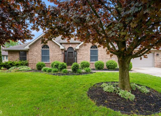 Property at 5601 W Sun Point Dr, Muncie, IN 47304, 4 beds, 2.5 baths