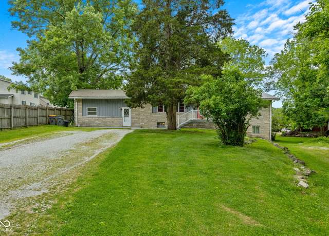 Property at 1232 E Thornton Dr, Bloomington, IN 47401, 5 beds, 3 baths