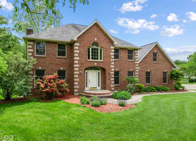 Property at 5313 Redbird Dr, Columbus, IN 47201, 5 beds, 2.5 baths