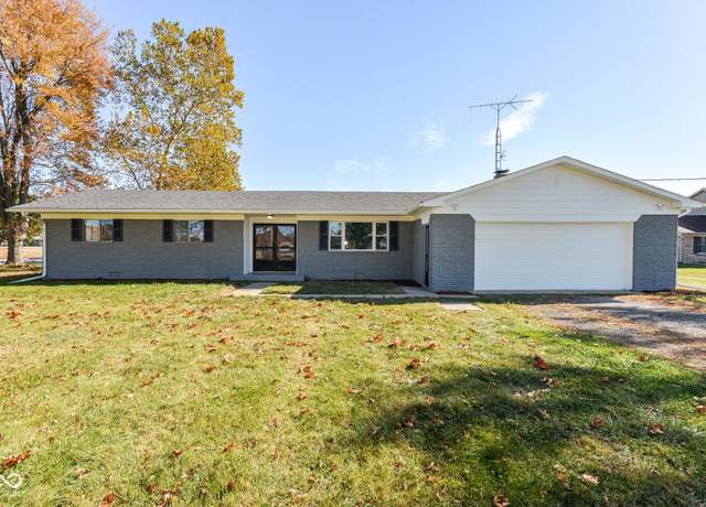 Property at 3340 S 250 E, Kokomo, IN 46902, 3 beds, 2 baths