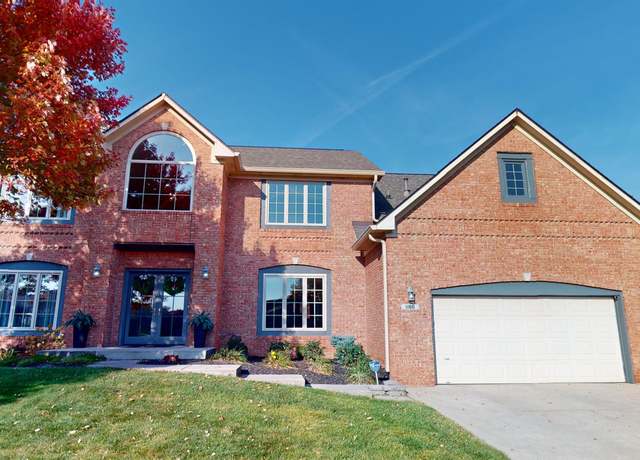 Property at 1160 Mt Vernon Dr, Greenwood, IN 46142, 4 beds, 2.5 baths