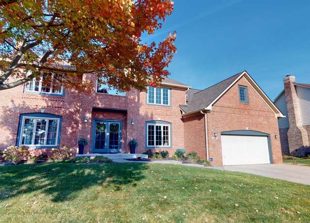 Property at 1160 Mt Vernon Dr, Greenwood, IN 46142, 4 beds, 2.5 baths
