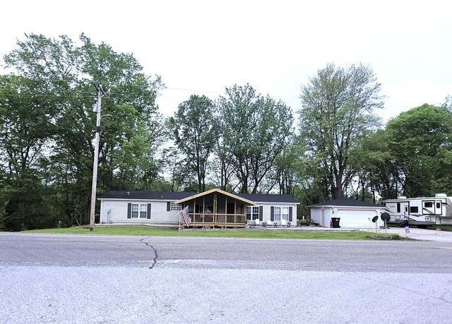Property at 5269 W State Road 42, Brazil, IN 47834, 3 beds, 2 baths
