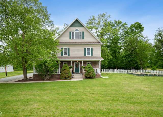 Property at 2708 N 400 E, Greenfield, IN 46140, 4 beds, 3 baths