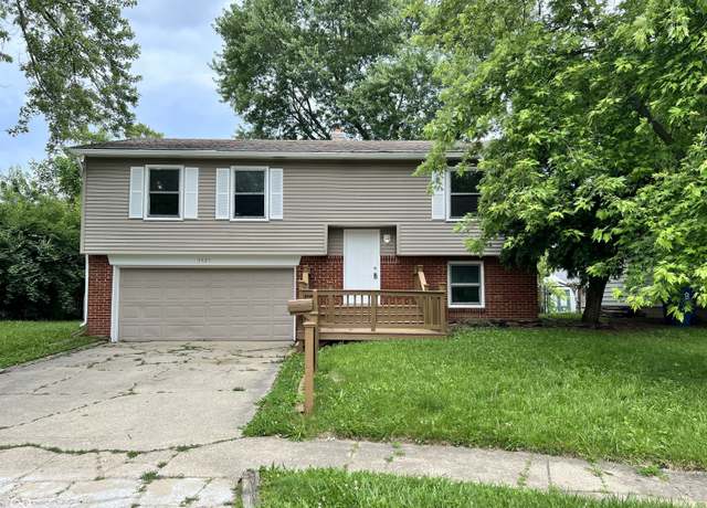 Property at 3525 Lombardy Pl, Indianapolis, IN 46226, 4 beds, 2 baths