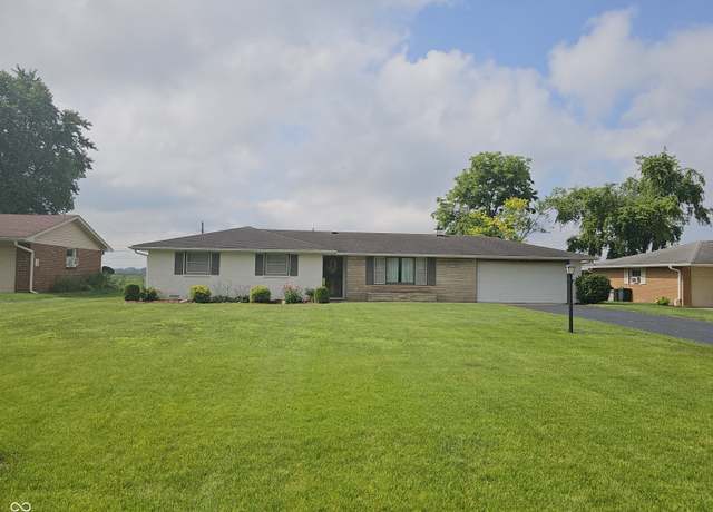 Property at 913 Imy Ln, Anderson, IN 46013, 3 beds, 2 baths