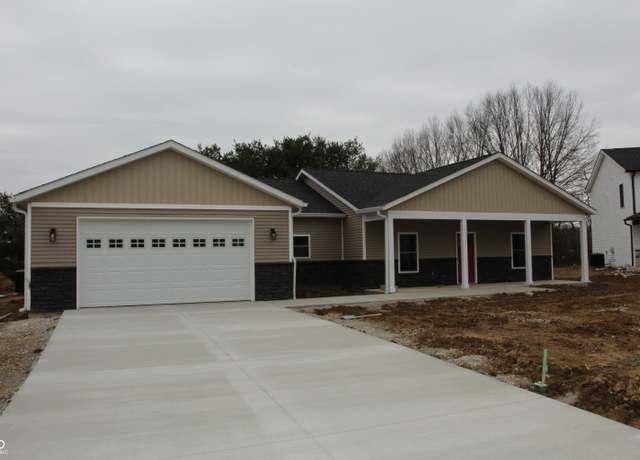 Property at 534 Dogwood Ct E, Spencer, IN 47460, 3 beds, 2.5 baths