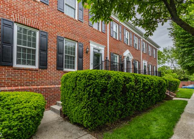Property at 4332 Heyward Pl, Indianapolis, IN 46250, 2 beds, 2.5 baths