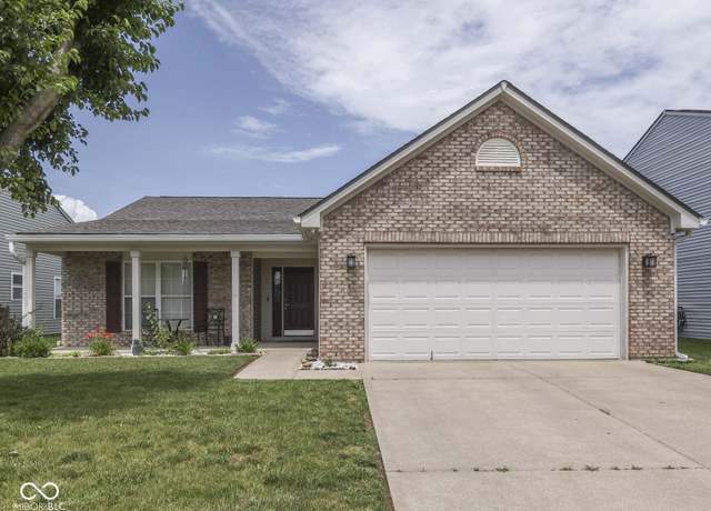 Property at 2734 Newaygo Dr, Indianapolis, IN 46217, 3 beds, 2 baths