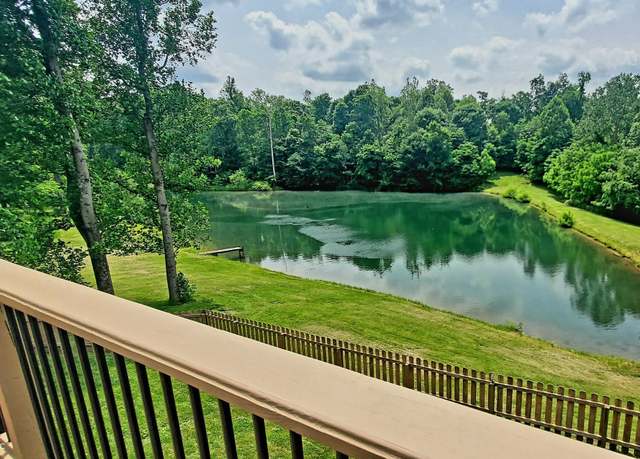 Property at 600 Old Moore Rd, Martinsville, IN 46151, 3 beds, 4 baths