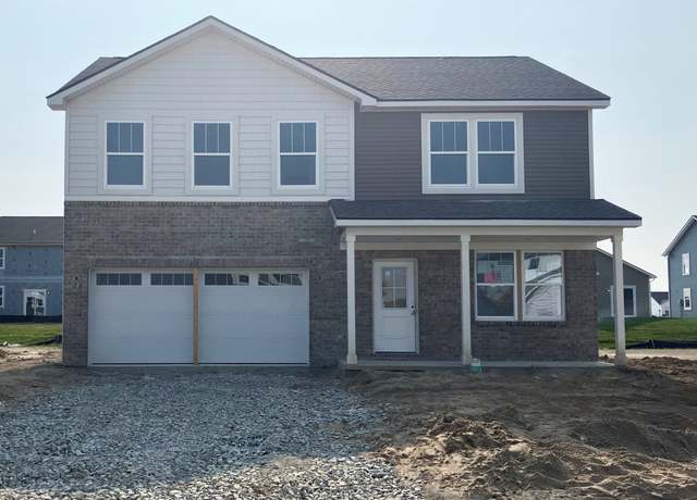 Property at 2145 Boxwood Dr, Greenfield, IN 46140, 4 beds, 2.5 baths