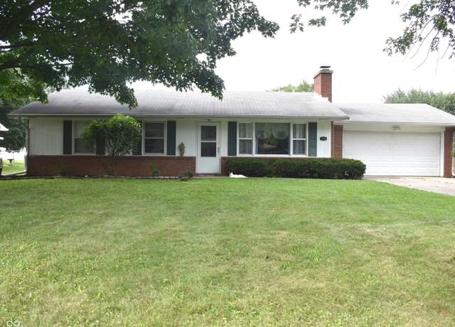 Property at 1908 Lora St, Anderson, IN 46013, 4 beds, 2 baths