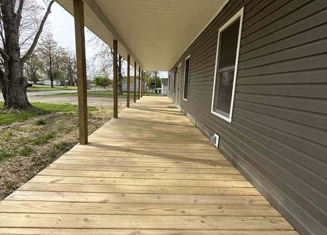 Property at 2559 N Melody St, Scottsburg, IN 47170, 3 beds, 2 baths