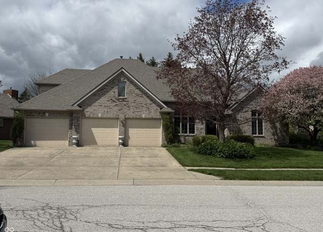 Property at 1304 Park Meadow Dr, Beech Grove, IN 46107, 3 beds, 2.5 baths