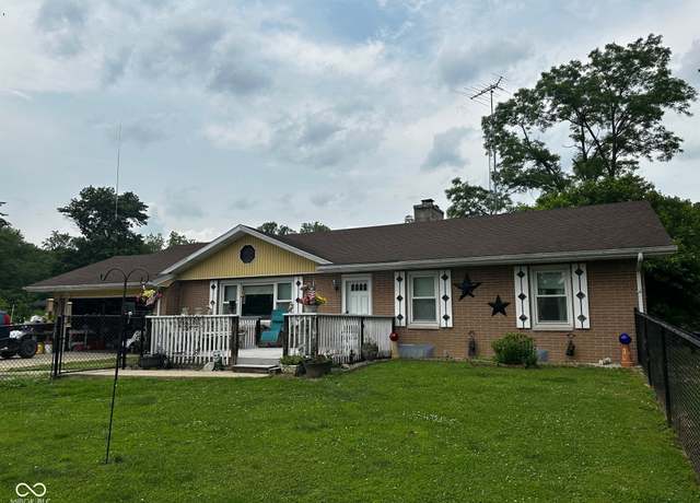Property at 7114 Locust Lake Dr W, Spencer, IN 47460, 2 beds, 2 baths