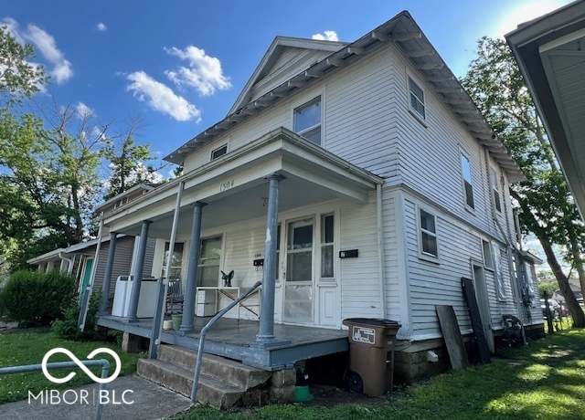 Property at 1304 Franklin St, Columbus, IN 47201, 4 beds, 2 baths