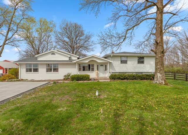 Property at 1502 N Matthews Rd, Greenwood, IN 46143, 4 beds, 3.5 baths