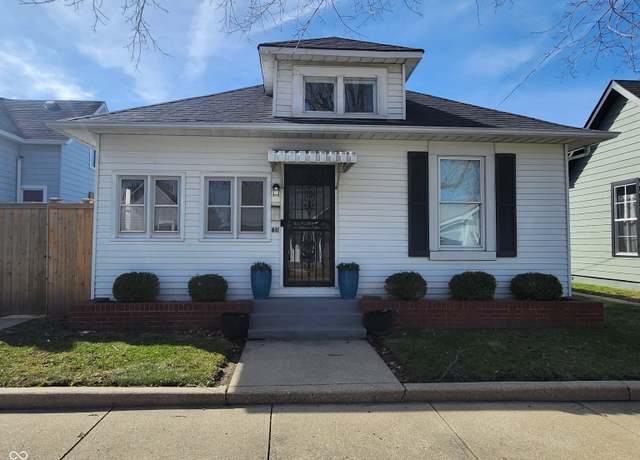 Property at 611 W South St, Shelbyville, IN 46176, 2 beds, 2 baths