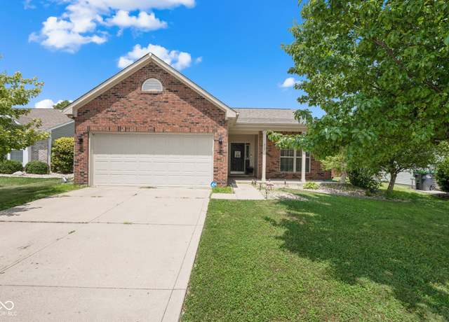 Property at 452 Southern Pines Dr, Whiteland, IN 46184, 3 beds, 2 baths