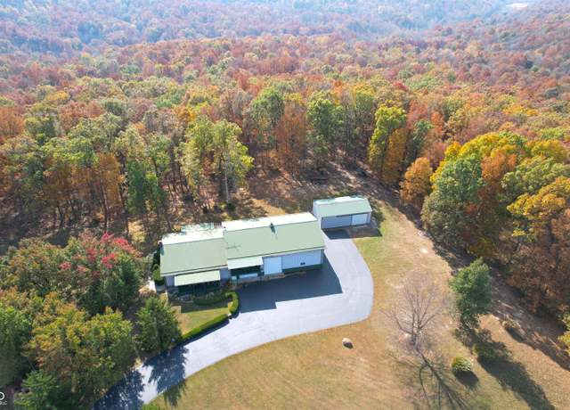 Property at 8052 E Ash Rd, Bloomfield, IN 47424, 2 beds, 2.5 baths