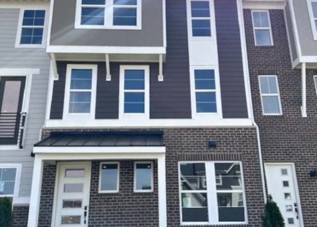 Property at 7339 Bayview Run, Mccordsville, IN 46055, 3 beds, 2.5 baths