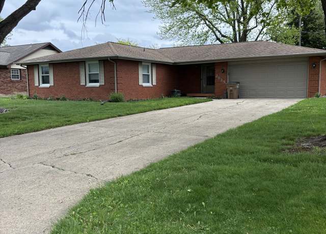 Property at 2935 Flintwood Dr, Columbus, IN 47203, 3 beds, 2 baths