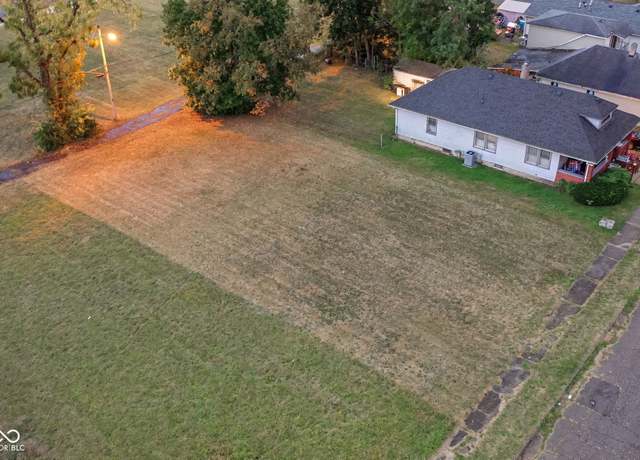 Property at 2114 Locust St, Anderson, IN 46016