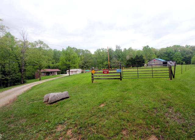 Property at 4882 N Hunter Rd, Campbellsburg, IN 47108, 2 beds, 2.5 baths