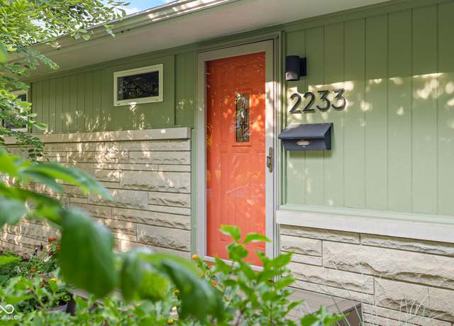 Property at 2233 Washington St, Columbus, IN 47201, 3 beds, 2 baths