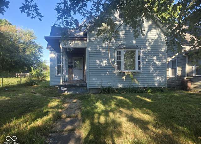 Property at 1926 N 8th St, Terre Haute, IN 47804, 4 beds, 1.5 baths